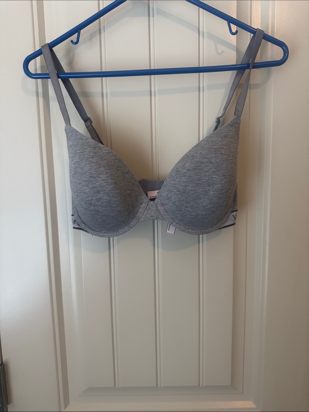 Victoria's Secret Gray Molded T-Shirt Bra